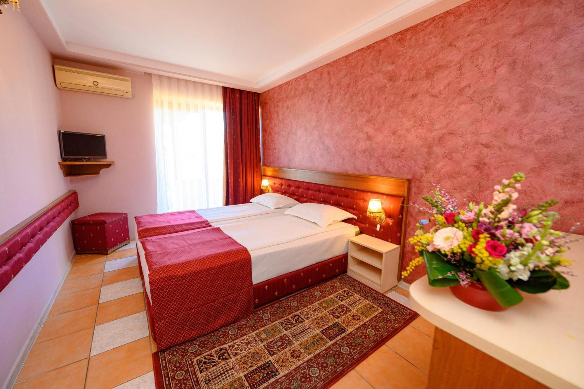 Hotel Iris-Mimoza جوبيتر المظهر الخارجي الصورة