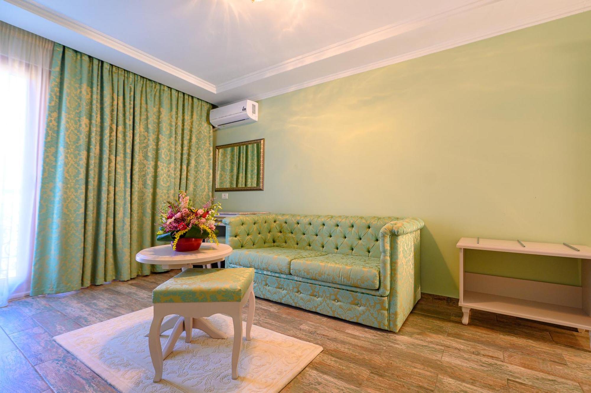 Hotel Iris-Mimoza جوبيتر المظهر الخارجي الصورة